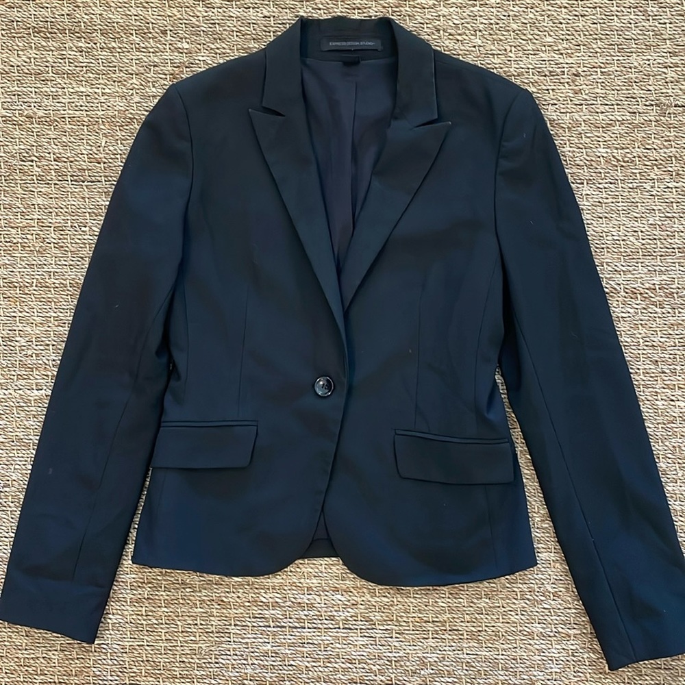 Express suit jacket (black) size 6 - Editor One Button Blazer